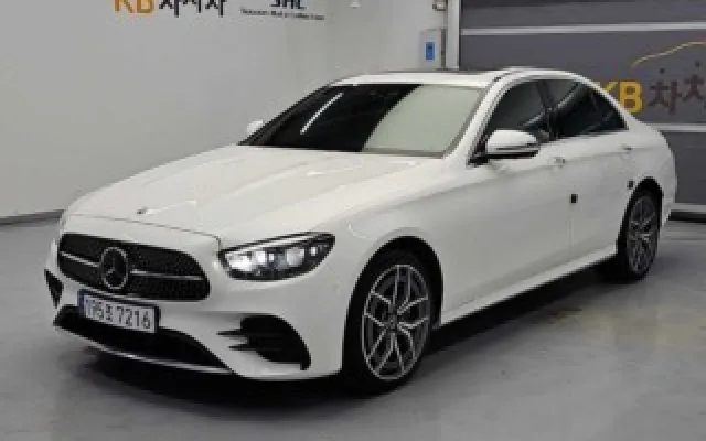 E-클래스 W213 E220d 4MATIC 익스클루시브 벤츠 2022년 01월 84,803km